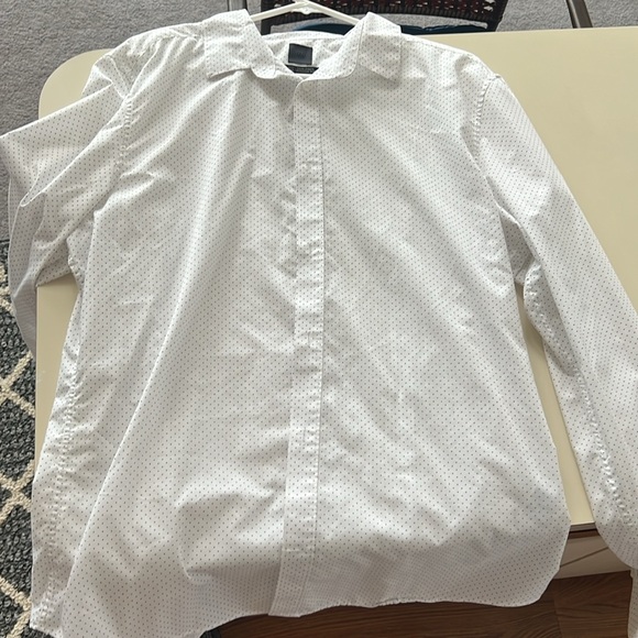 MENS WHITE DRESS SHIRT WITH SMALL BLACK DOTS - Picture 2 of 7